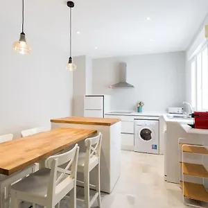 Luminoso Tercera Planta Apartamento
