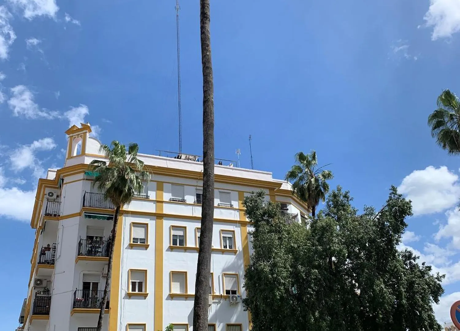 Bonito, Tranquilo Y Fresco Apartamento En Nervion Sevilla 0*,